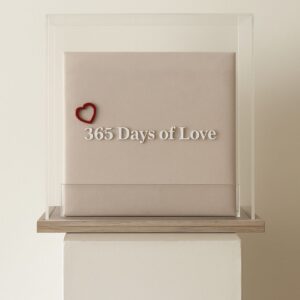 Personalized album in an acrylic box